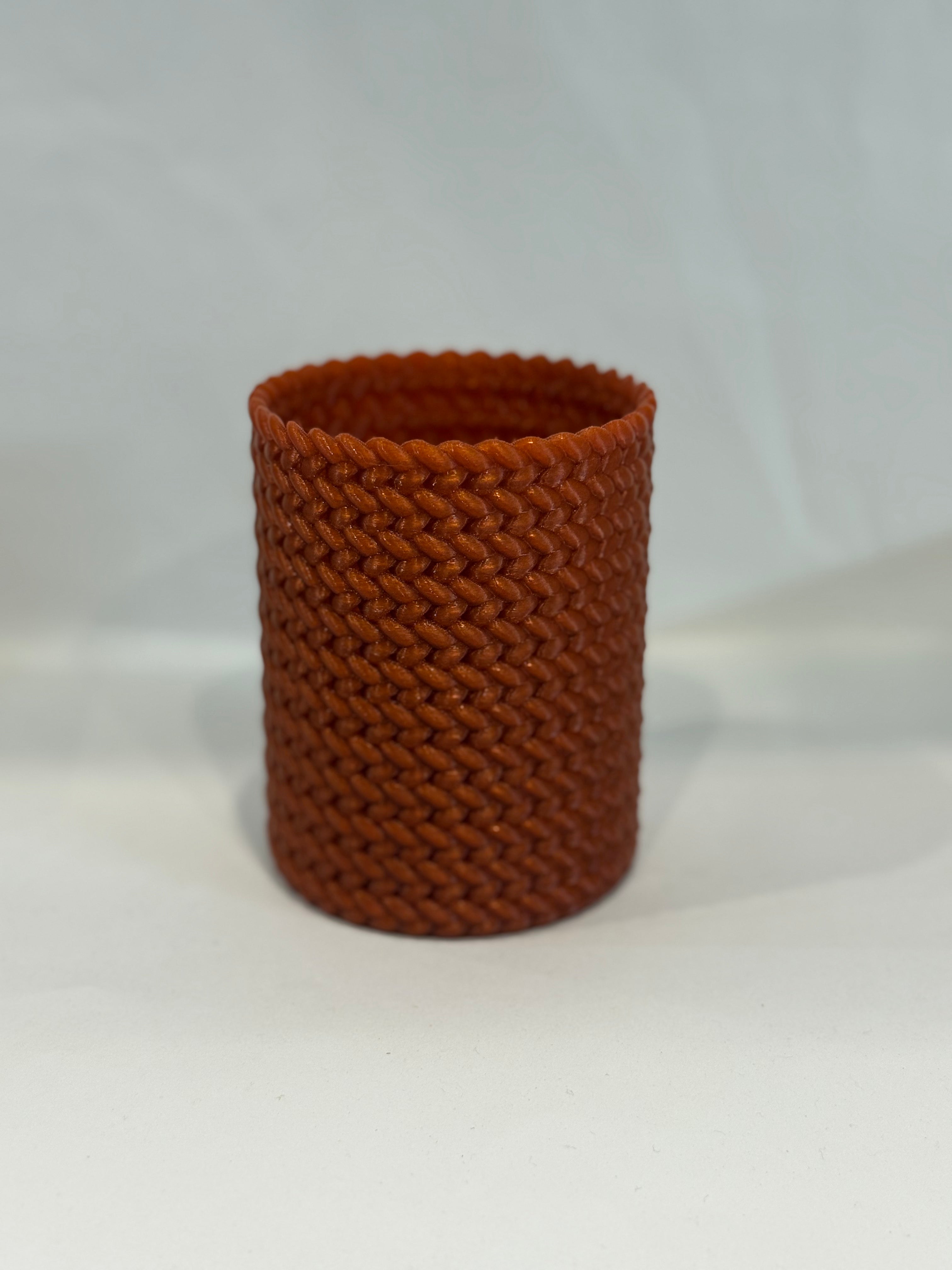 3D Printed Knitted Pattern Pen Stand | Premium Desk Organizer & Pencil Holder